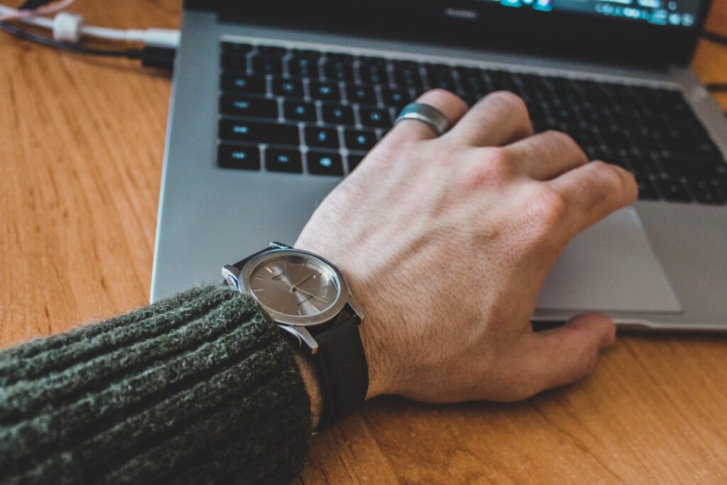 How to Stay Safe on Cam Sites