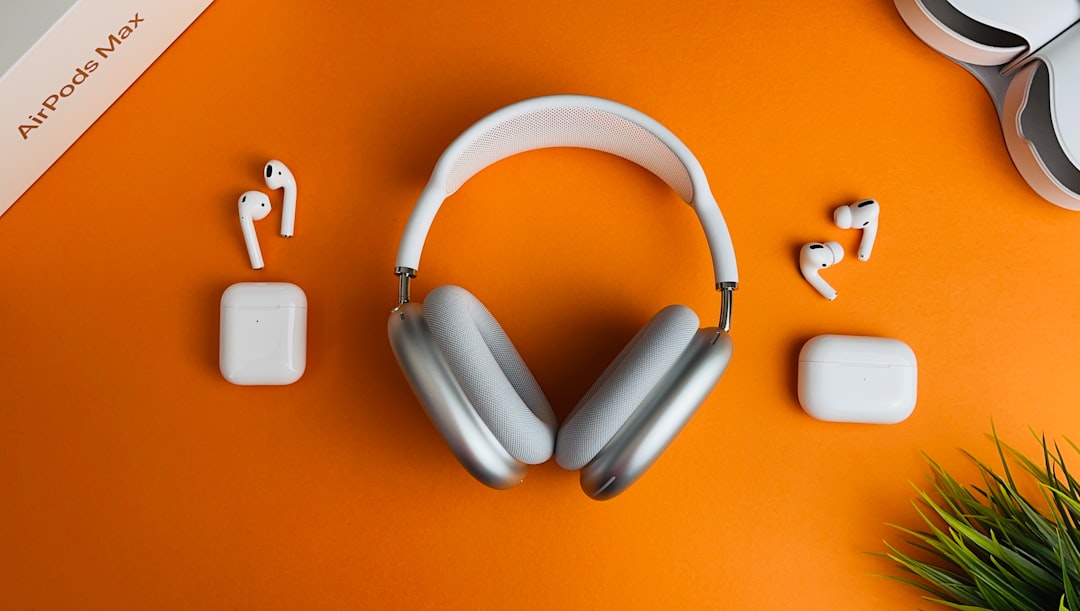 Best Noise-Canceling Headphones for Private VR Viewing