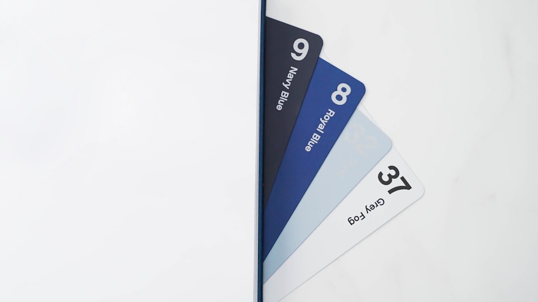 Fansly vs OnlyFans Earnings Comparison