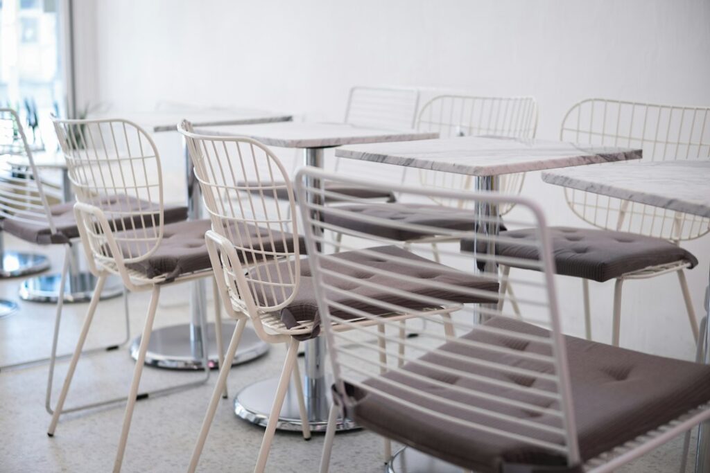 How to Recover From an Awkward Silence on a First Date