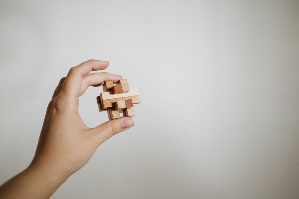 How AI Companion Apps Actually Handle Contradictory or Inconsistent Memory Over Time
