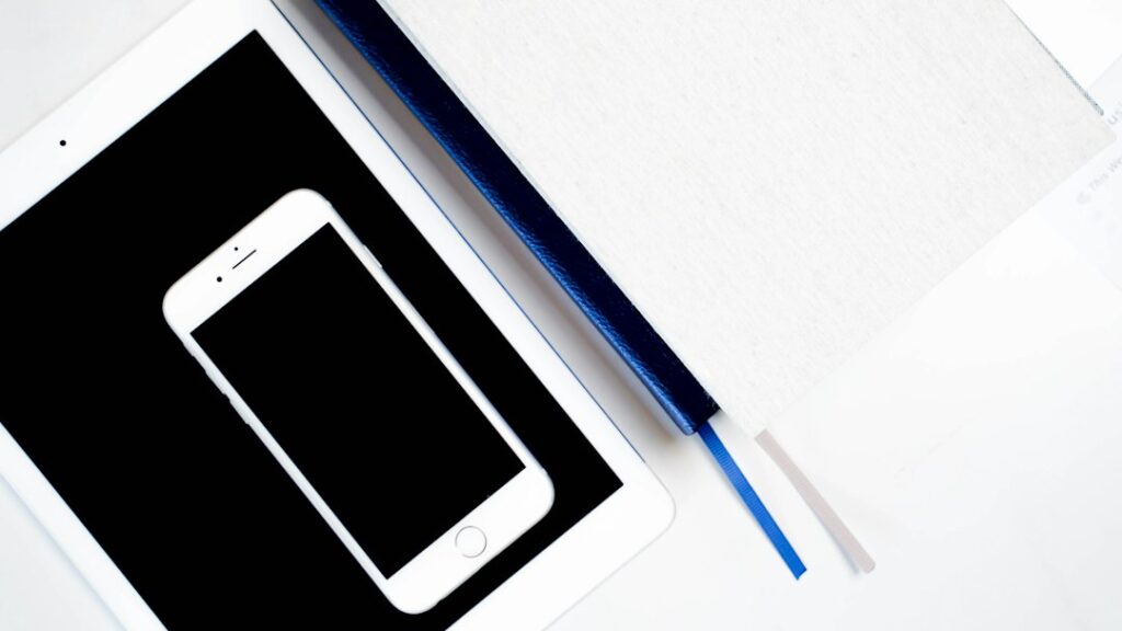 How to Navigate Disagreeing About How Much to Share on Social Media as a Couple